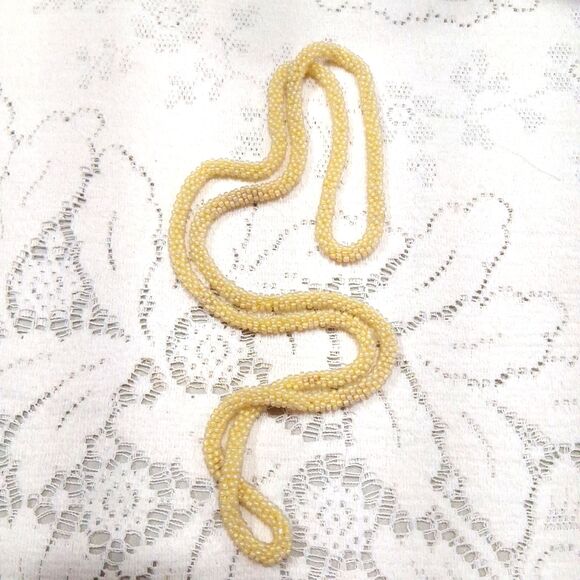 Vintage Creamy Yellow Seed Bead Hand Crocheted Necklace Long Flapper, 45" - Picture 2 of 6